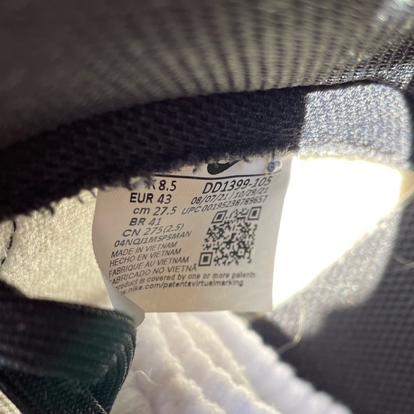 Nike Dunk High Panda Shoes Size 9.5 Men’s - Picture 11 of 11